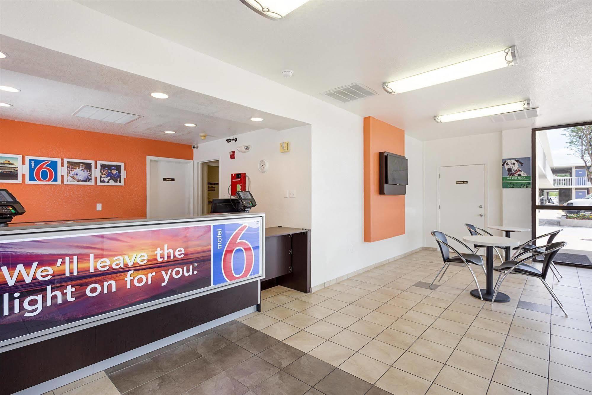 Motel 6 Baton Rouge Southeast Prairieville Exterior foto